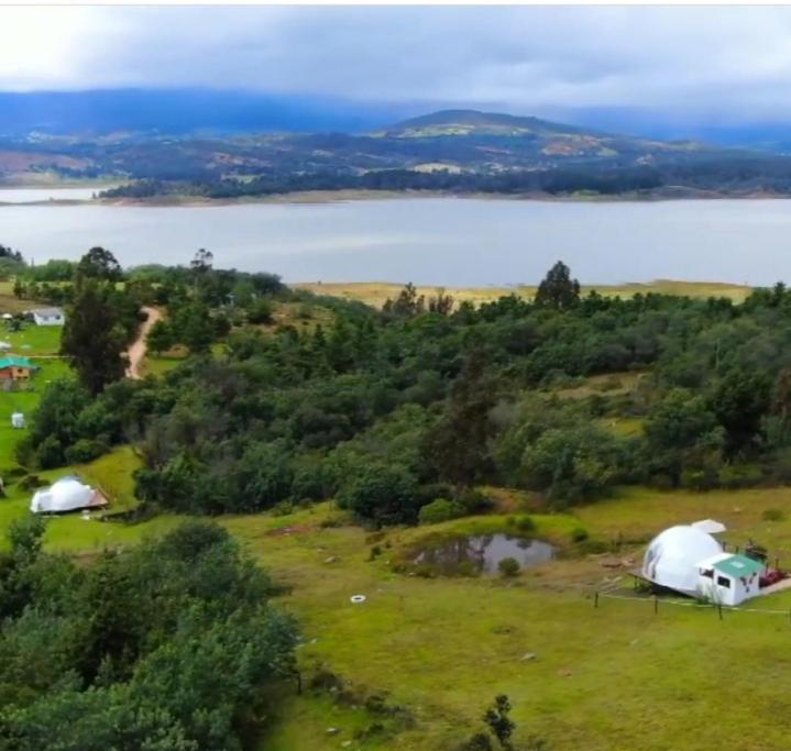 Glamping La Villa Guatavita ภายนอก รูปภาพ